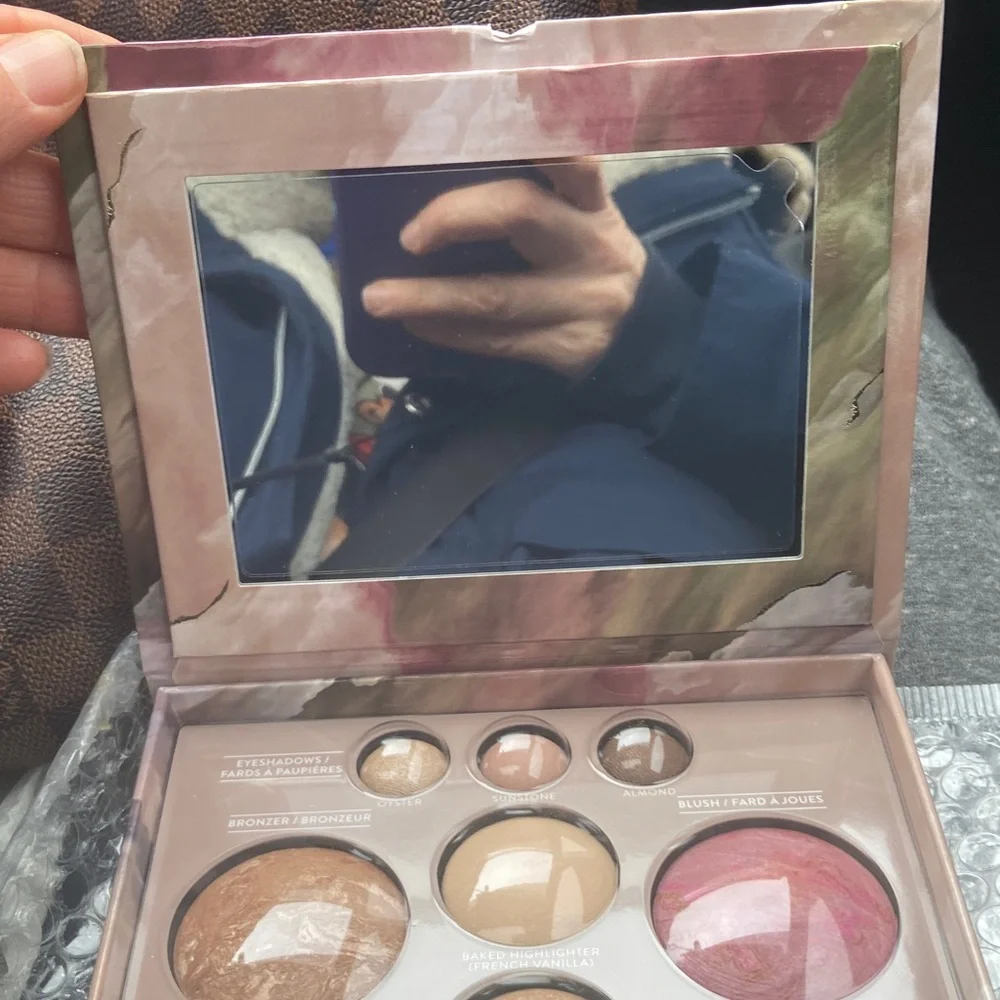 Laura Geller Baked Palette - Bronze, Pink, Cream